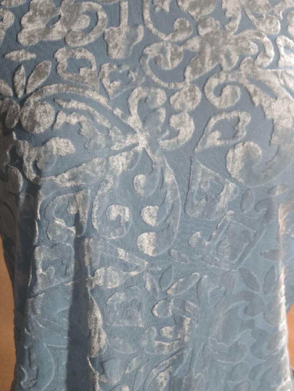 Guess Light Blue Velvet Burnout Long-Sleeve V-Neck Top - Picture 2 of 4
